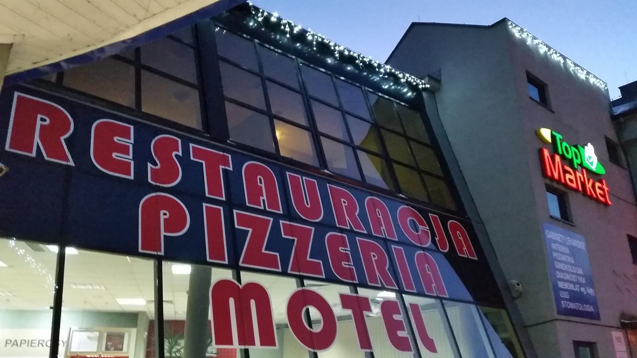 Zajazd Pod Zamkiem Rytro Buitenkant foto